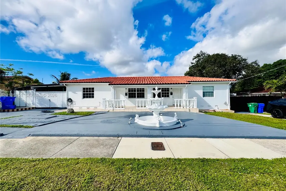 234-236 NW 32nd Ave, Miami: photo 1 of 12
