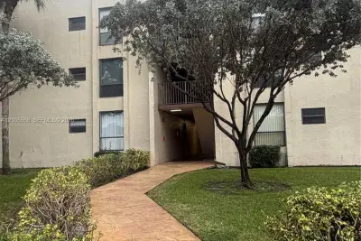 8050 W Mcnab Rd #121, Tamarac: photo 1 of 8