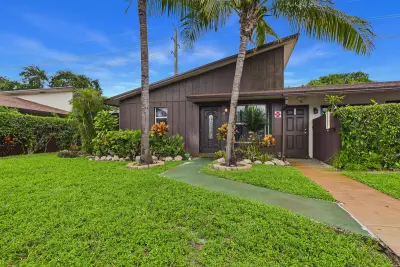 3200 NW 5th Ter #24, Pompano Beach: photo 1 of 38