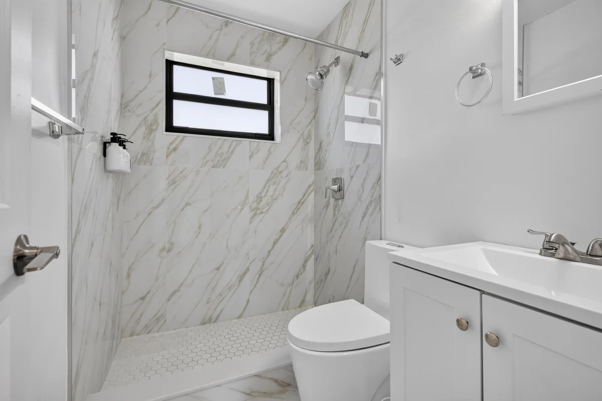 430 NW 19th Ave, Fort Lauderdale: photo 1 of 4