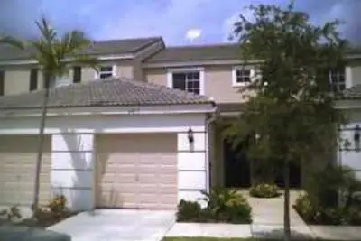 4871 Palmbrooke Cir E, West Palm Beach: photo 1 of 1