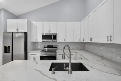 1050 Summit Place Cir #D, West Palm Beach: photo 1 of 17