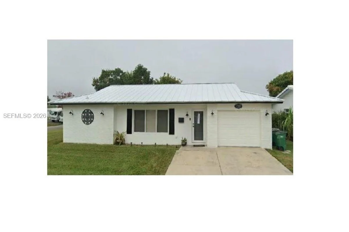 7101 NW 68th St, Tamarac: photo 1 of 1