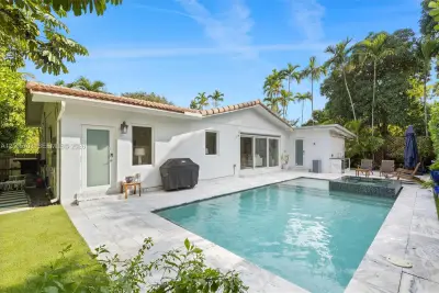 190 NW 102nd St, Miami Shores: photo 1 of 45