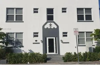 1505 SE 2nd St #2, Fort Lauderdale: photo 1 of 2