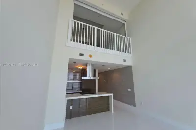 1100 Biscayne Blvd #1703, Miami: photo 1 of 14