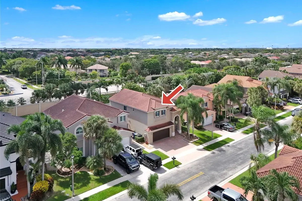 15612 SW 16th Ct, Pembroke Pines: photo 1 of 48