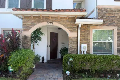 5282 Ashley River Rd, West Palm Beach: photo 1 of 19
