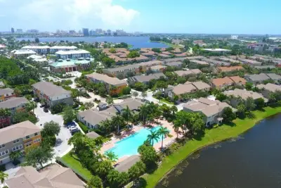 750 Millbrae Ct #7, West Palm Beach: photo 1 of 40