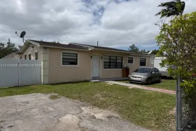 28704 SW 147th Pl, Homestead: photo 1 of 21