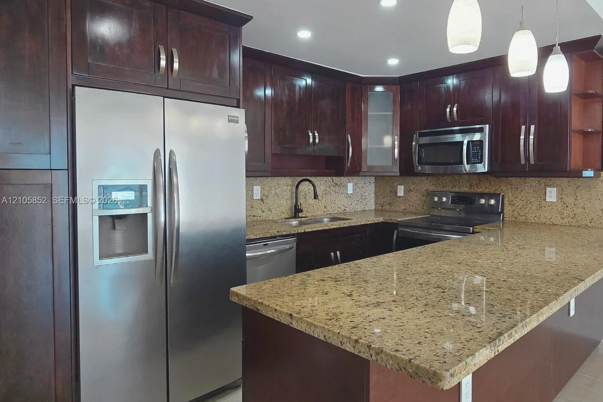 19380 Collins Ave #1002, Sunny Isles Beach: photo 1 of 42