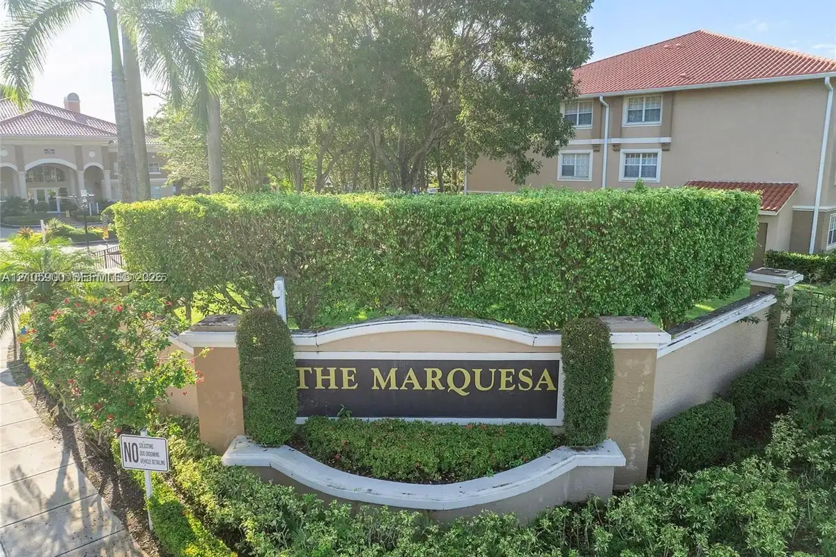 11631 SW 2nd St #20101, Pembroke Pines: photo 1 of 25