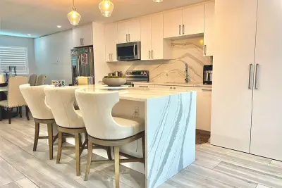 2115 NE 37th Dr #121, Fort Lauderdale: photo 1 of 18