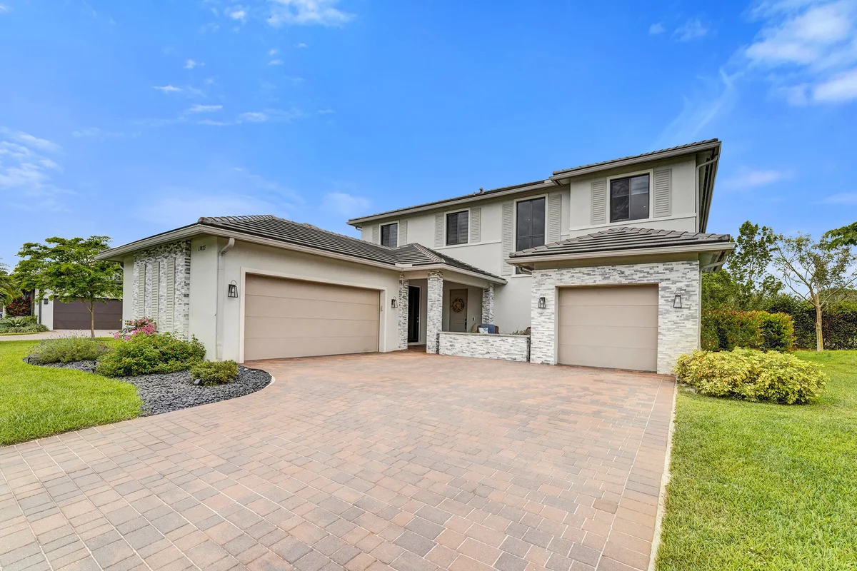 13025 Addilyn Ct, Davie: photo 1 of 101