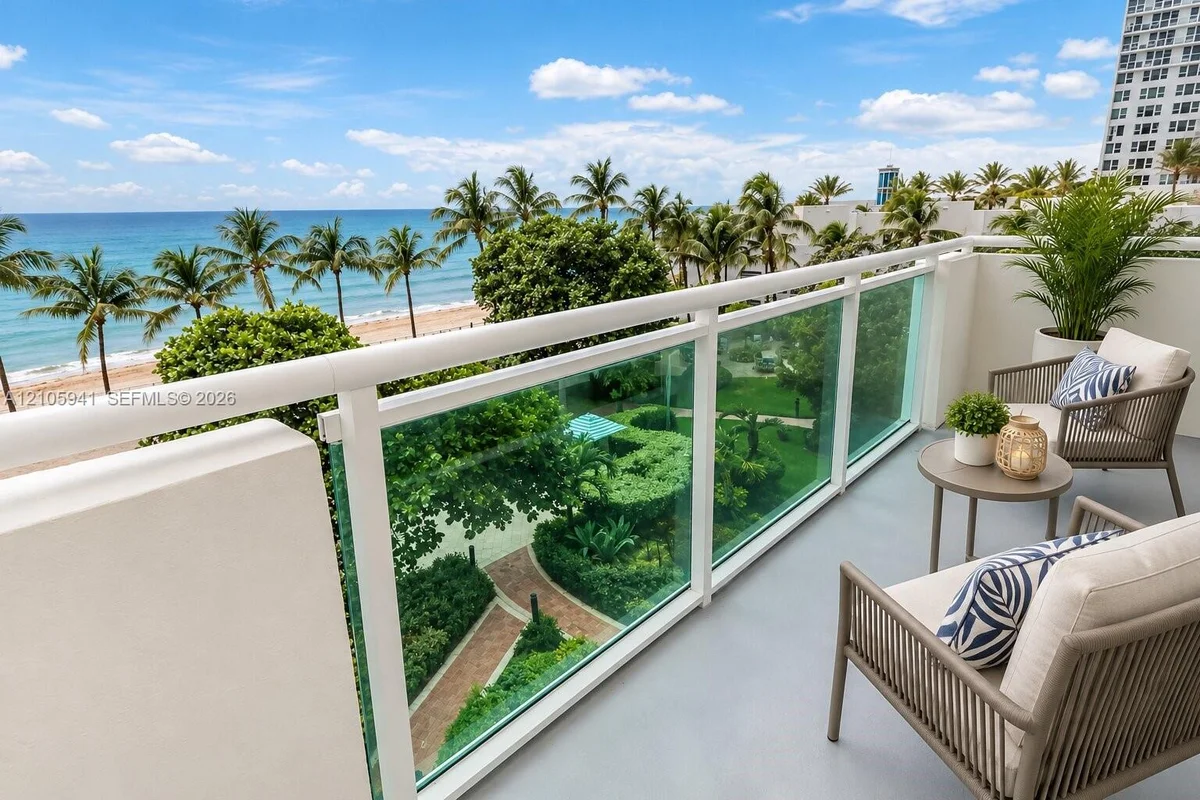 3001 S Ocean Dr #411, Hollywood: photo 1 of 24