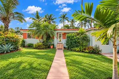 6510 Manor Ln, South Miami: photo 1 of 1