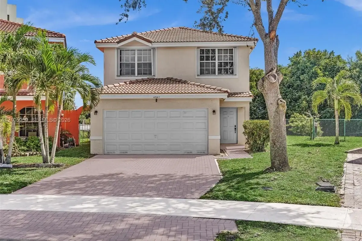 4341 NW 71st Ter, Lauderhill: photo 1 of 64