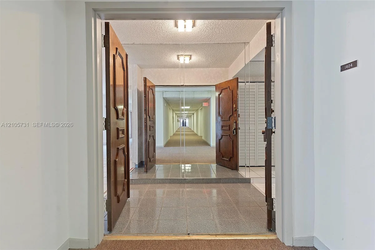 5700 SW 127th Ave #1404, Miami: photo 1 of 48