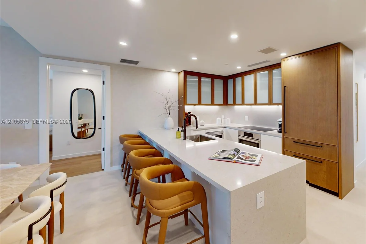2200 Brickell Ave #PH16, Miami: photo 1 of 30