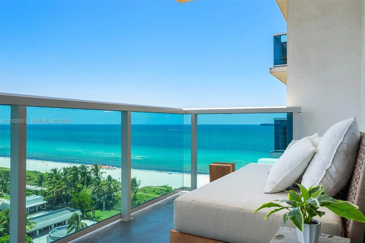 102 24th St #1213, Miami Beach: photo 1 of 86