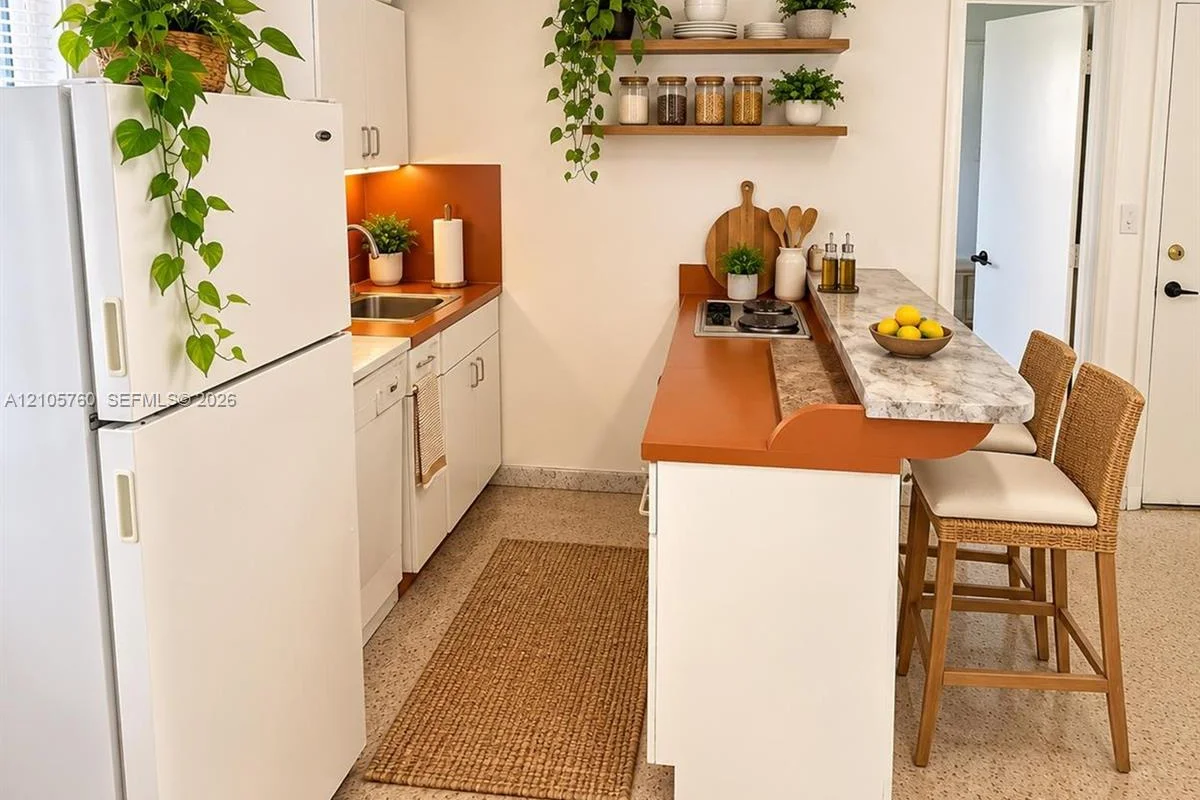 2520 SW 14th St #A, Miami: photo 1 of 7