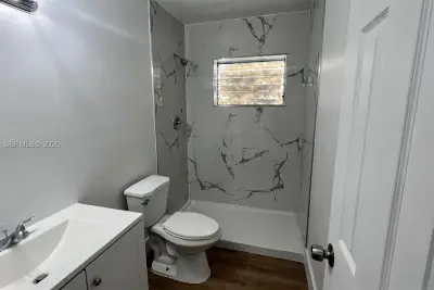 2441 NW 13th St #84, Miami: photo 1 of 14