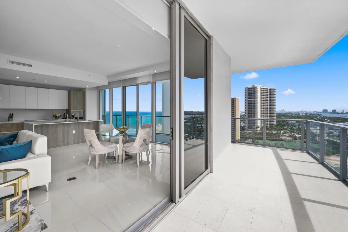 3100 N Ocean Dr #H-1508, Riviera Beach: photo 1 of 101