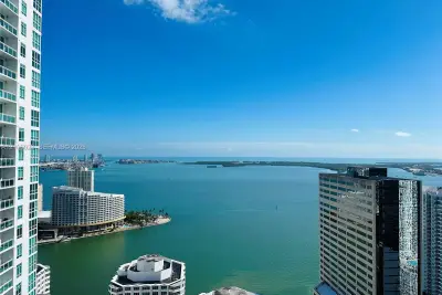 951 Brickell Ave #3808, Miami: photo 1 of 4
