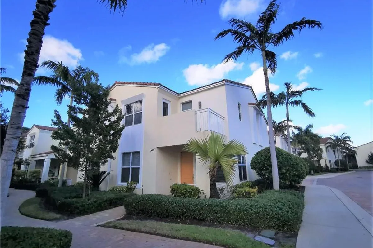 5011 NW 15th Ter, Boca Raton: photo 1 of 16