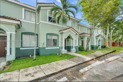 1406 SE 26th Ct #311, Homestead: photo 1 of 50