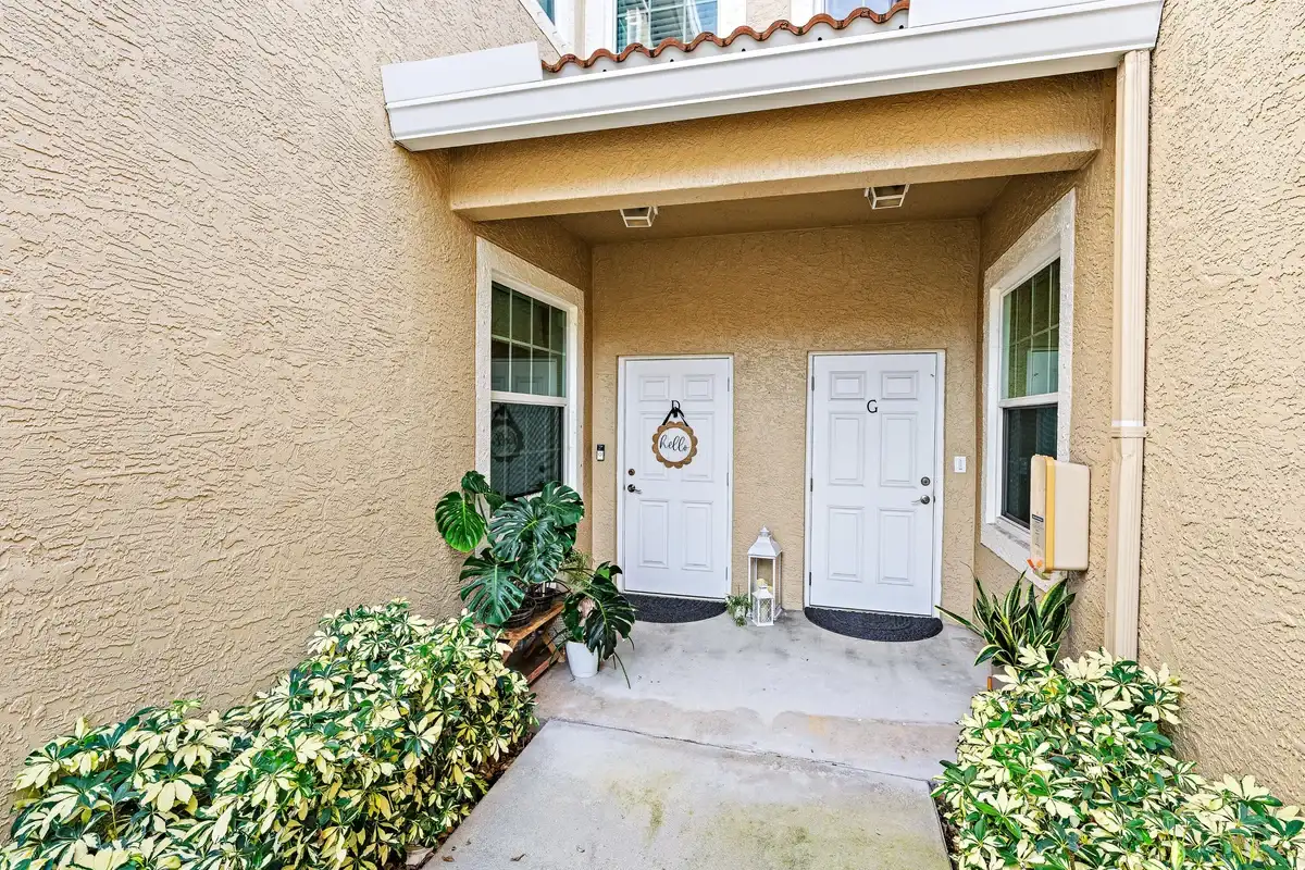 111 Lighthouse Cir #D, Tequesta: photo 1 of 18