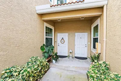 111 Lighthouse Cir #D, Tequesta: photo 1 of 18