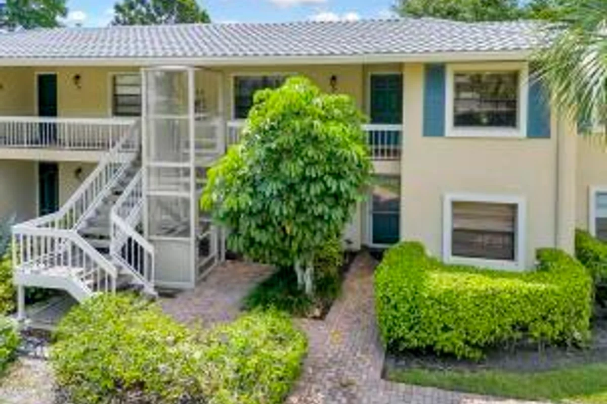 14 Westgate Ln #14D, Boynton Beach: photo 1 of 29
