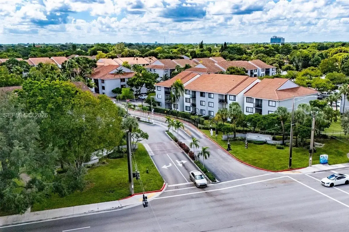 9066 W Atlantic Blvd #412, Coral Springs: photo 1 of 26