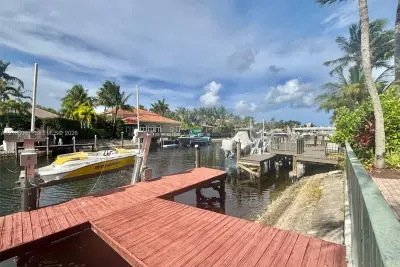 1141 Waterside Ln, Hollywood: photo 1 of 65