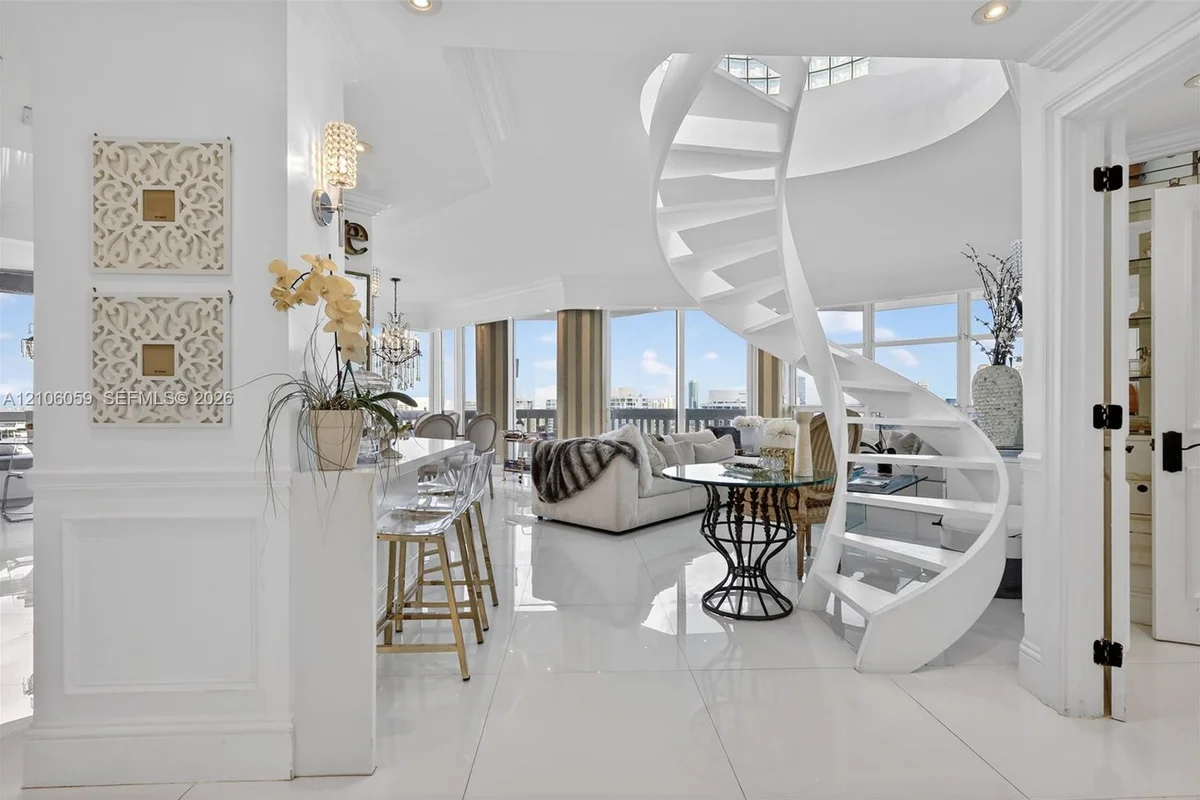 1000 Island Blvd #PH9, Aventura: photo 1 of 67