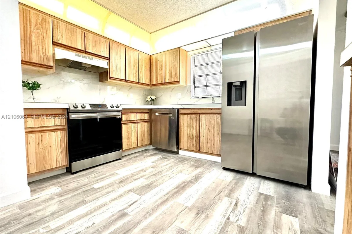 3694 NW 95th Ter #8M, Sunrise: photo 1 of 21