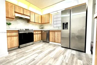 3694 NW 95th Ter #8M, Sunrise: photo 1 of 21