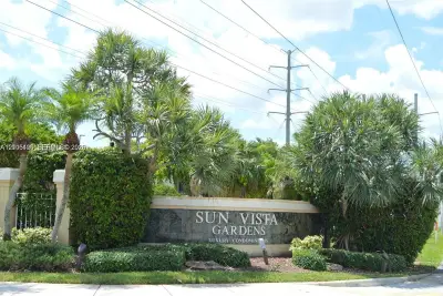 5686 Rock Island Rd #119, Tamarac: photo 1 of 6