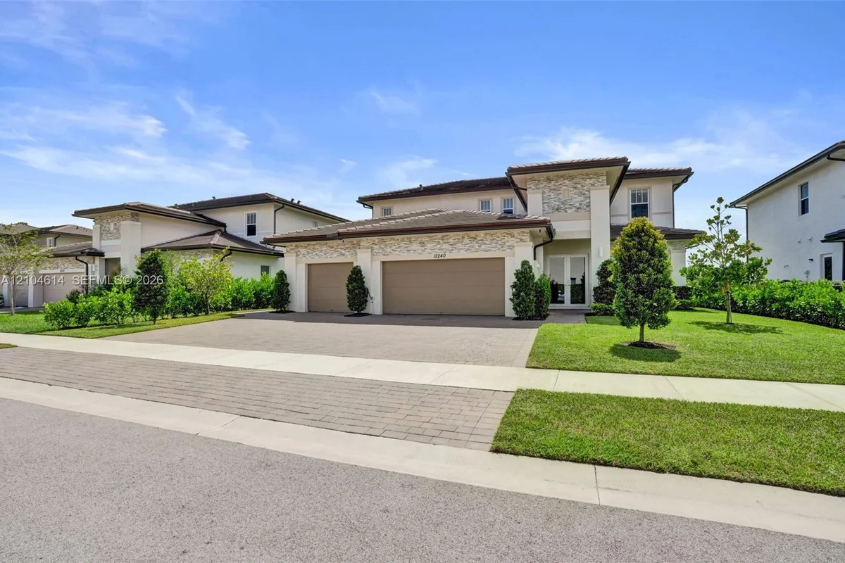 12240 SW 44th Ct, Davie: photo 1 of 76