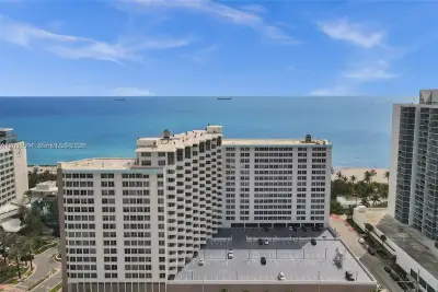 2899 Collins Ave #1738, Miami Beach: photo 1 of 20