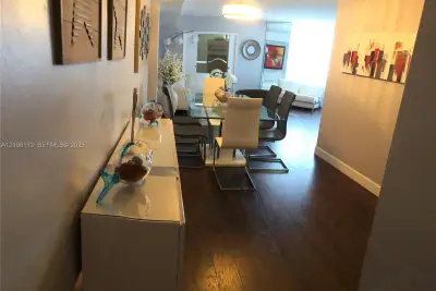 905 Brickell Bay Dr #327, Miami: photo 1 of 36