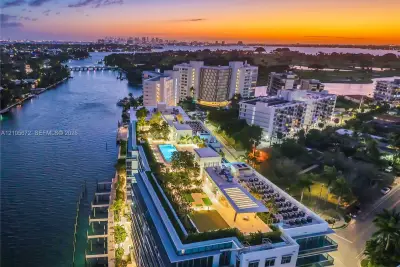 9201 E Bay Harbor Dr #804, Bay Harbor Islands: photo 1 of 19