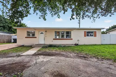 231 N 65th Ter, Hollywood: photo 1 of 38