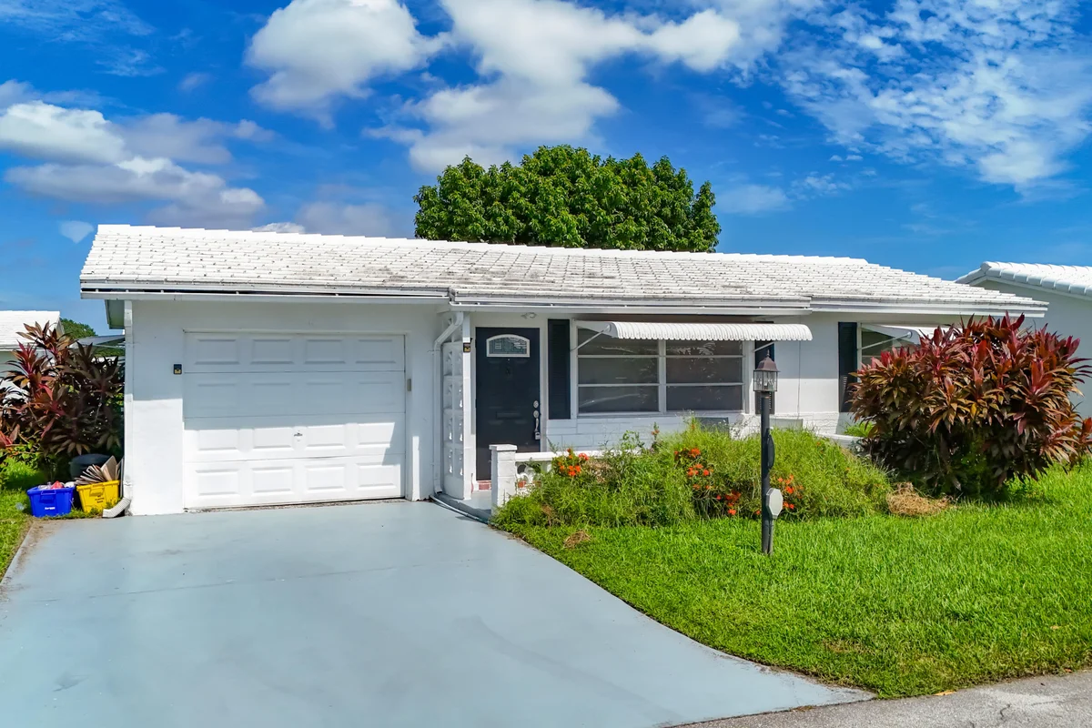 813 SW 5th Ct, Boynton Beach: photo 1 of 54