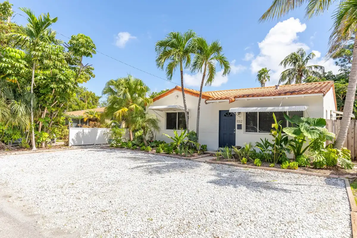 1134 NE 16th Ter, Fort Lauderdale: photo 1 of 30