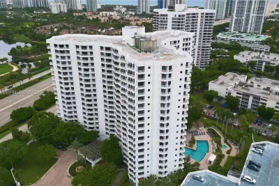 3300 NE 192nd St #1101, Aventura: photo 1 of 43