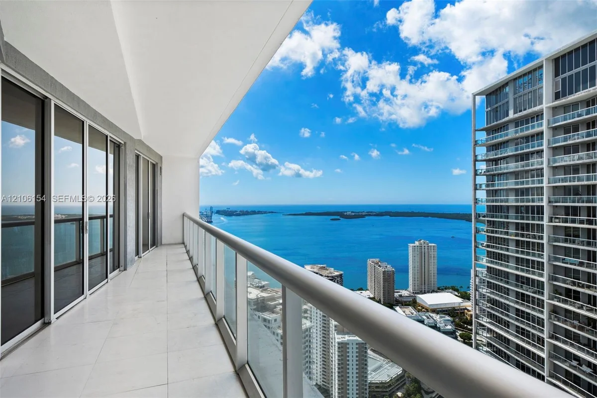 475 Brickell Ave #5209, Miami: photo 1 of 1