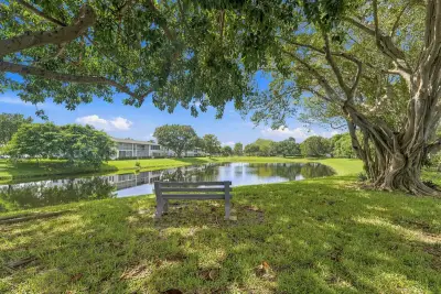 116 Lyndhurst F, Deerfield Beach: photo 1 of 22