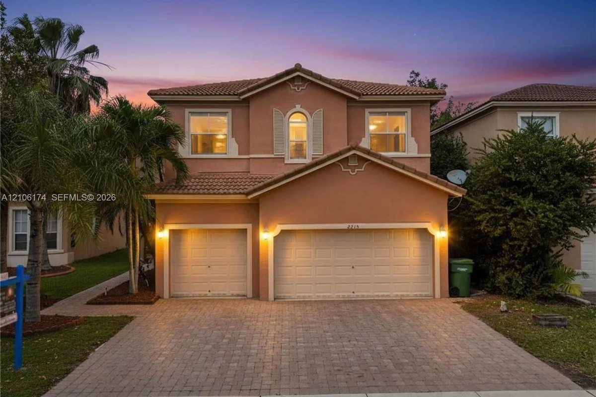 2215 Portofino Ave, Homestead: photo 1 of 75